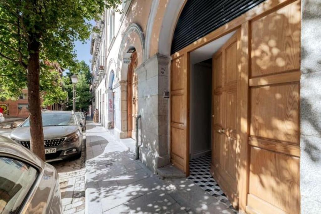 La Maja Apartment Madrid Bagian luar foto
